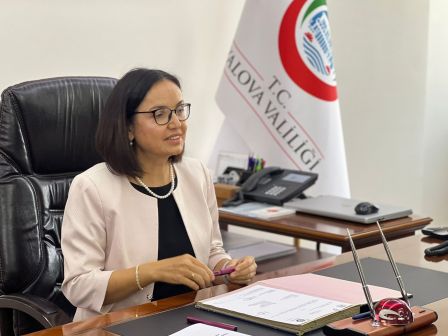 Vali Dr. Hulya KAYA gorevine basladi