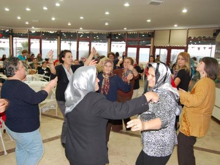 Karanfil Evleri Matineleri Balyor