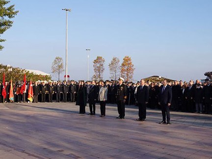 Yalova ve lcelerinde 10 Kasim Torenleri