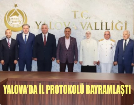 Valilikte bayramlasma toreni duzenlendi